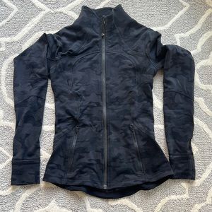 LULULEMON black camouflage DEFINE jacket